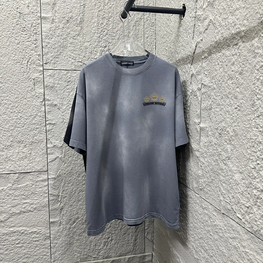🅿️190 CH*Cro Heart 2025 Spring and Summer New Style Heavy pickling with gradient distressing Chest logo Classic Sanskrit horseshoe print Customized fabric Short-sleeved T-shirt Uniform for men and women Size: S M L